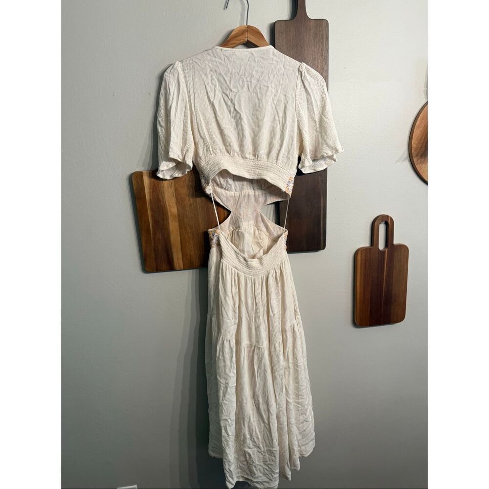 Desigual White Crepe Embroidered Cutout Waist V-neck Midi Dress Small - Picture 2 of 6